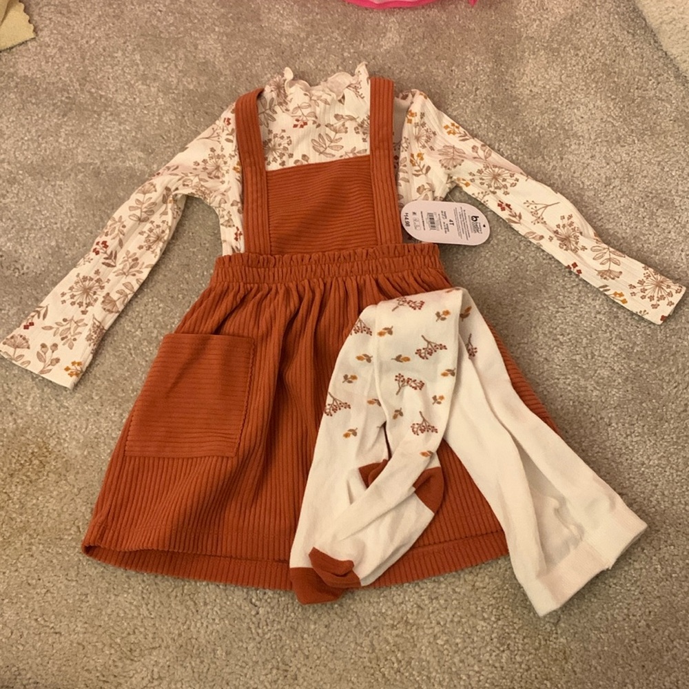 Fall corduroy skirt outfit